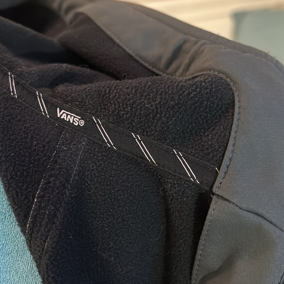 Men’s Vans Mountain Edition Jacket - Picture 8 of 11